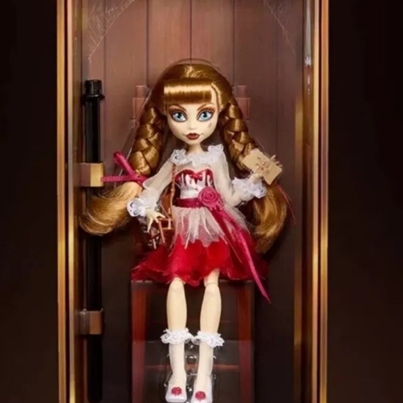 Monster High Annabelle Skullector Doll The Conjuring - Picture 2 of 15